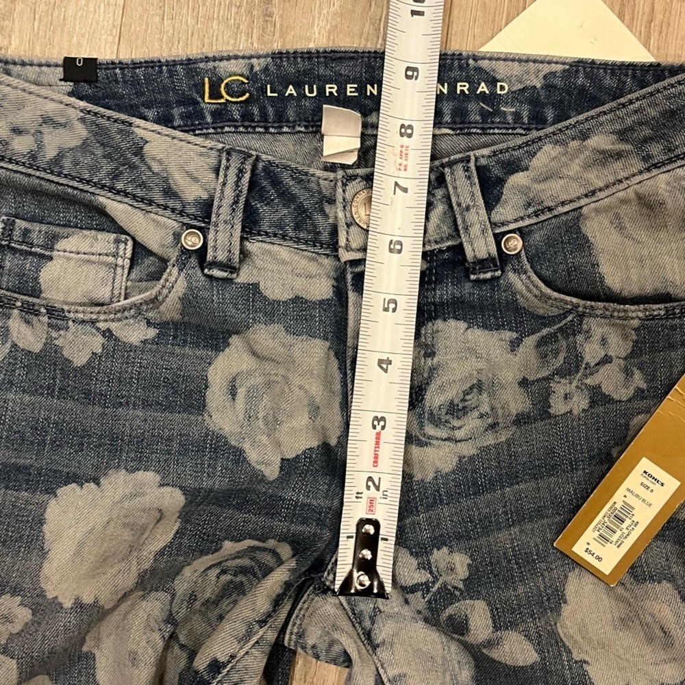 NWT Lauren Conrad Malibu Blue Floral Denim The Pencil Jeans size 0 - Picture 9 of 12